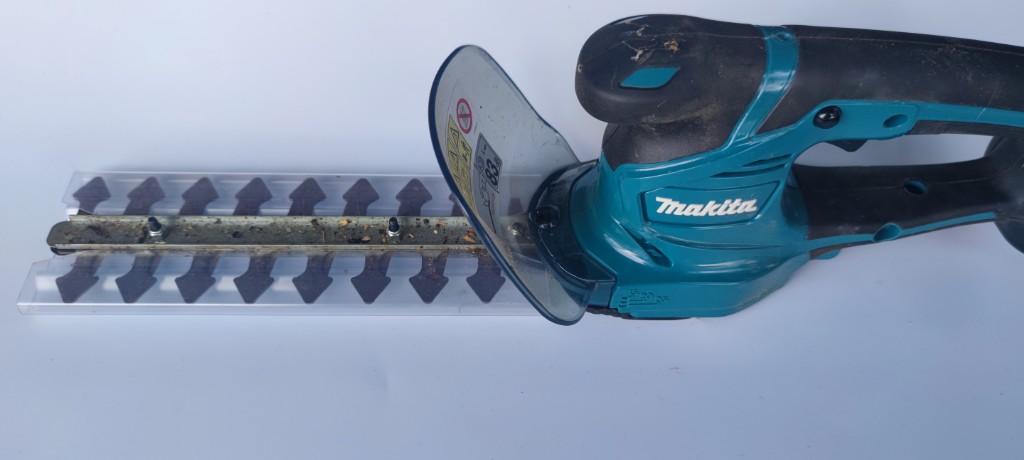 Taille-haie électrique Makita
